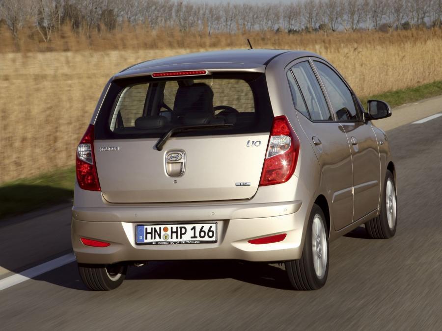  Hyundai i10 2010 года  (фото 11 из 19)
